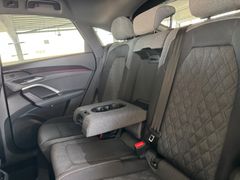 AUDI Q5 Sportback TDI 150 kW S-Line /Pano/21 Zoll