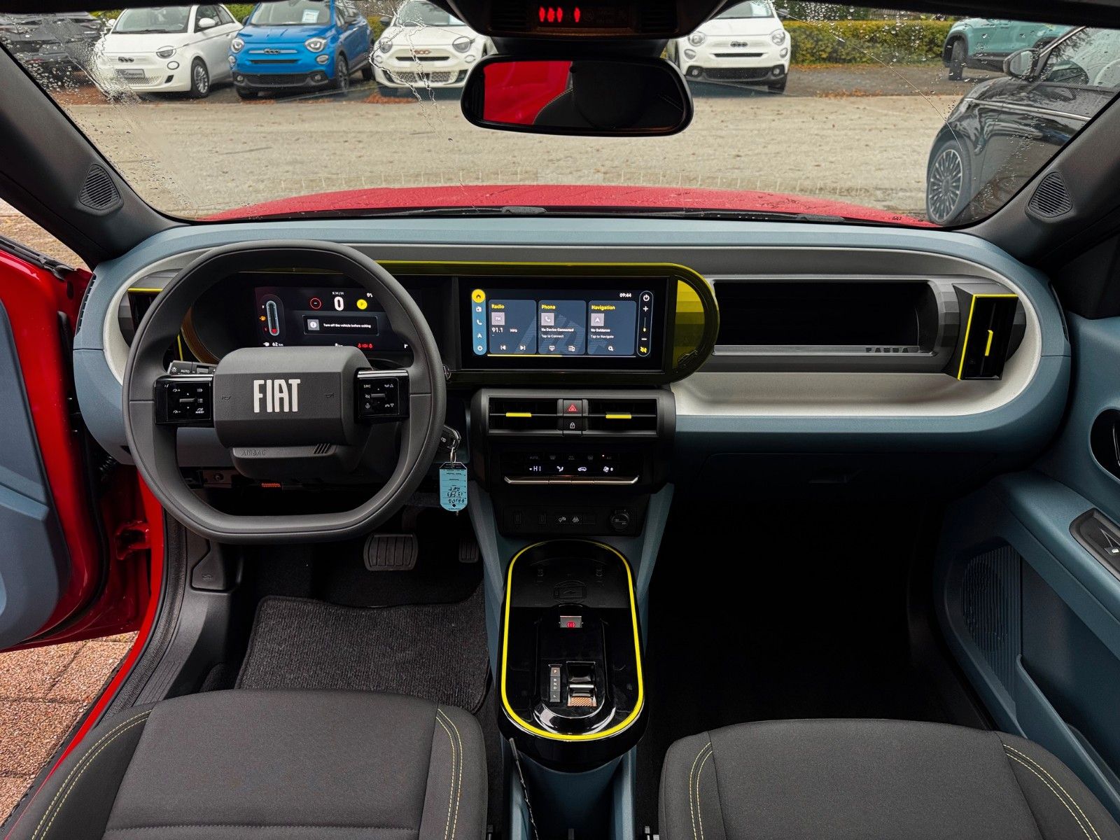 Fahrzeugabbildung Fiat Grande Panda Hybrid ICON 1.2 Navi Carplay Klima
