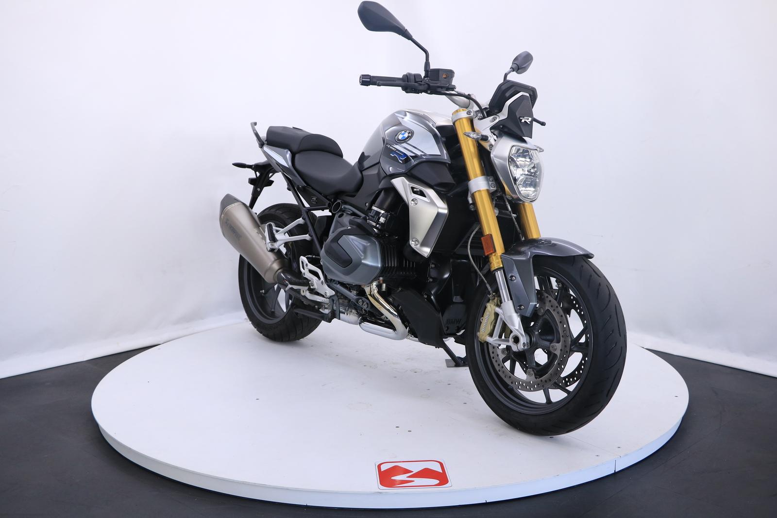 BMW R1250R *Erstbesitz, Akrapovic*