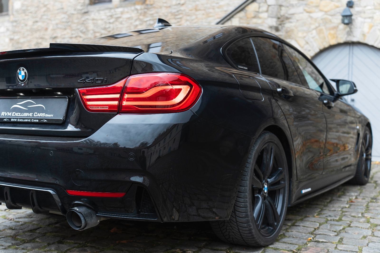 Fahrzeugabbildung BMW 440I M-Performance HUD H&K LED CARPLAY KAM REMUS