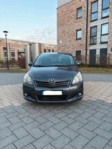 Toyota Verso 2.0 D4D mit 7 Sitzen - Toyota Verso Gebrauchtwagen in Hamburg