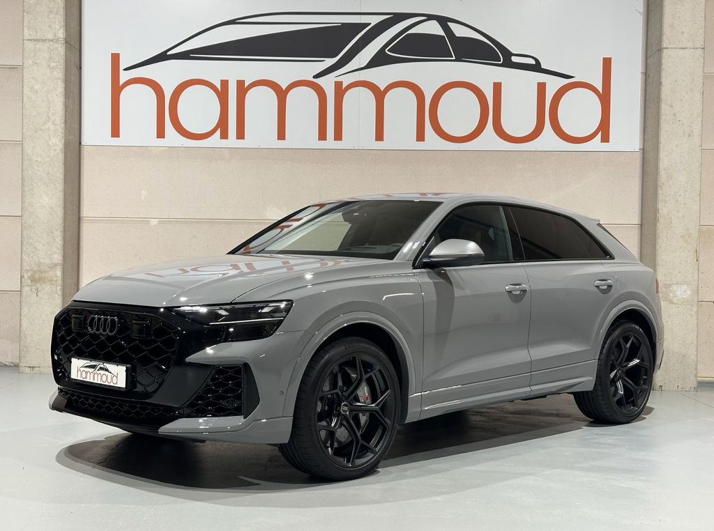 Audi RSQ8