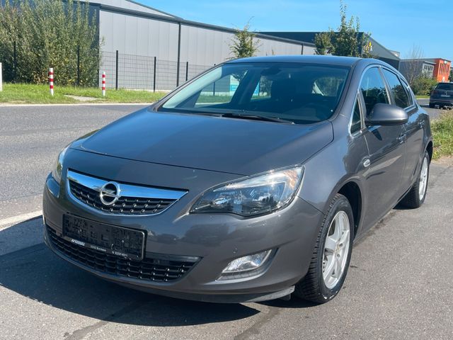 Opel Astra J Lim. 5-trg. Sport