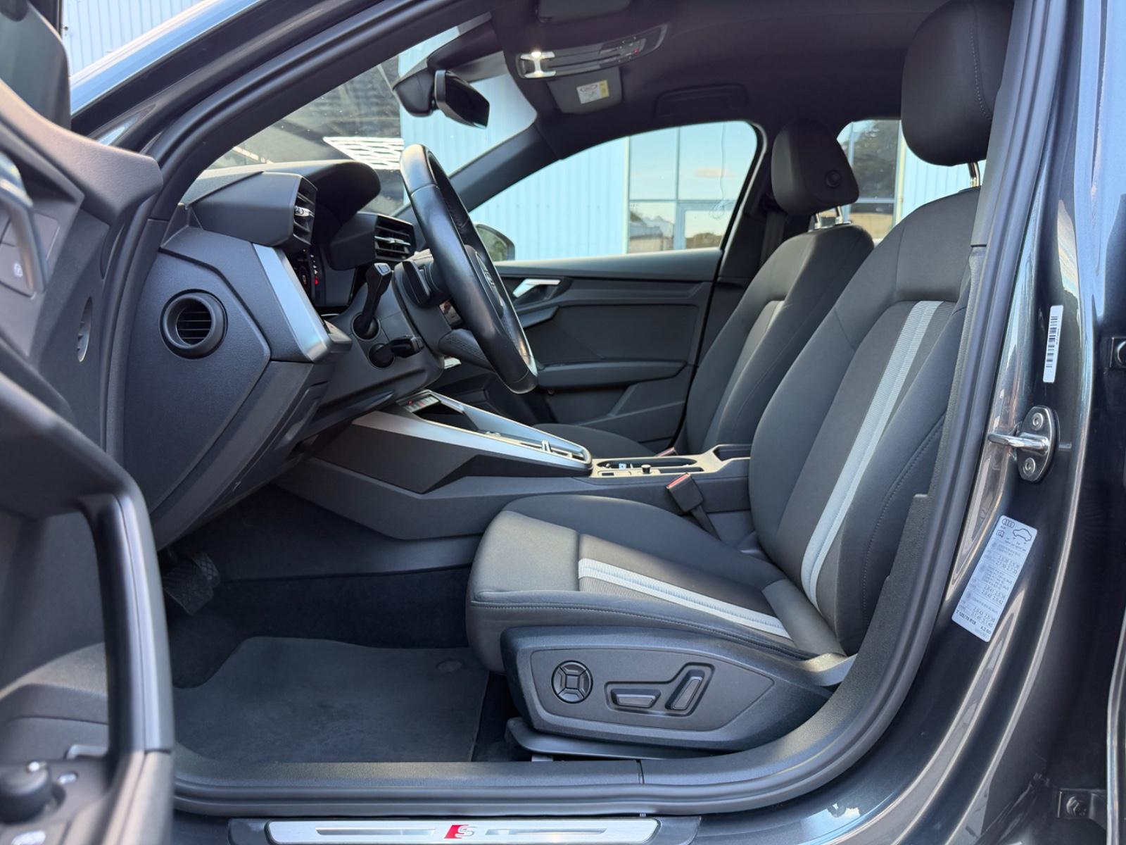 Audi A3 Sportback 35 TDI S line/LED/Virtual/97.600km, миниатюра 17