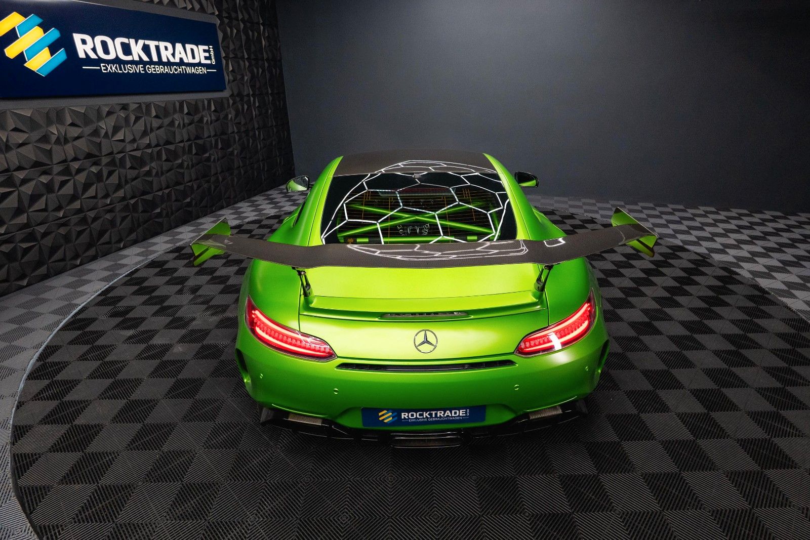 Fahrzeugabbildung Mercedes-Benz AMG GT R Coupe TIKT Performance | 750PS | Carbon