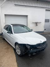 BMW E90 320si Motor N45B20 Karroserie - BMW 320: 320si E90