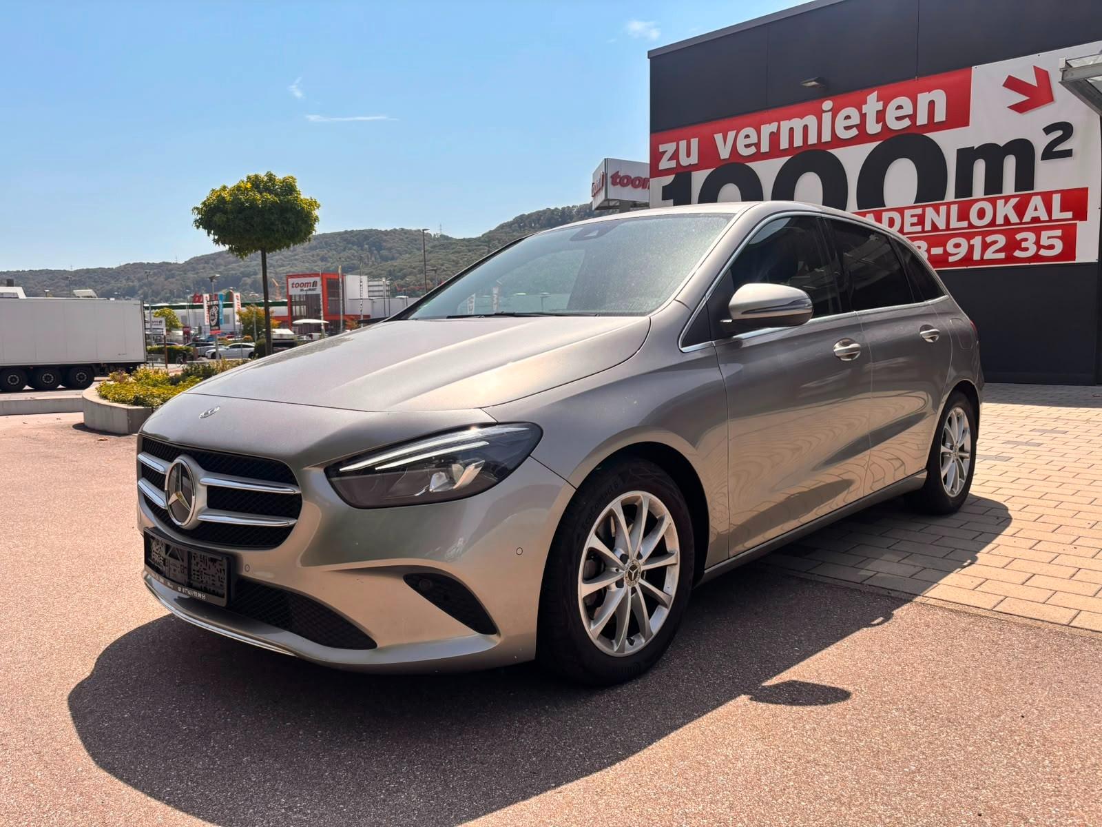 Mercedes-Benz B 220 B B 220 d