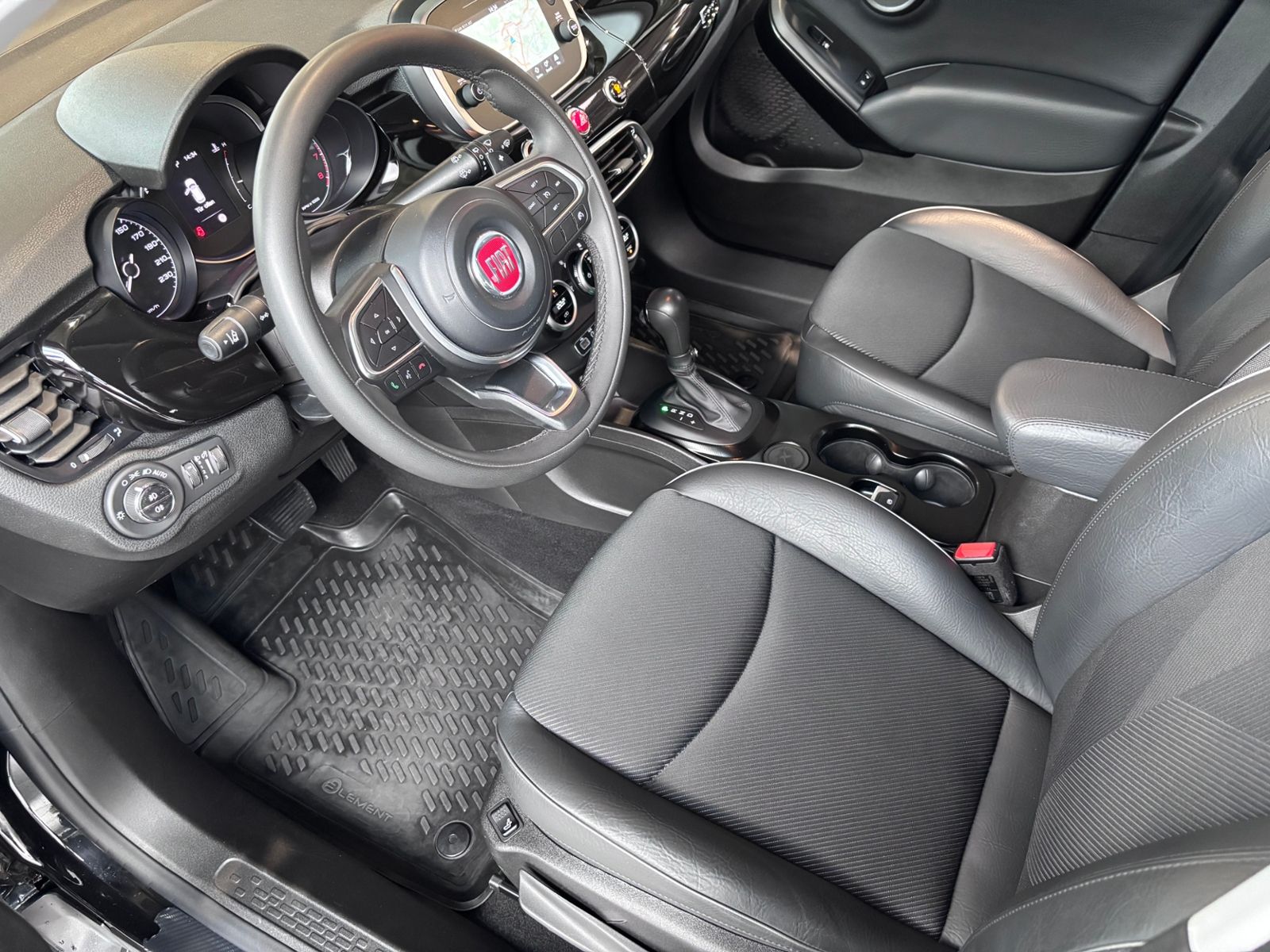 Fahrzeugabbildung Fiat 500X Cross 1.3 FireFly Turbo NAVI ALU