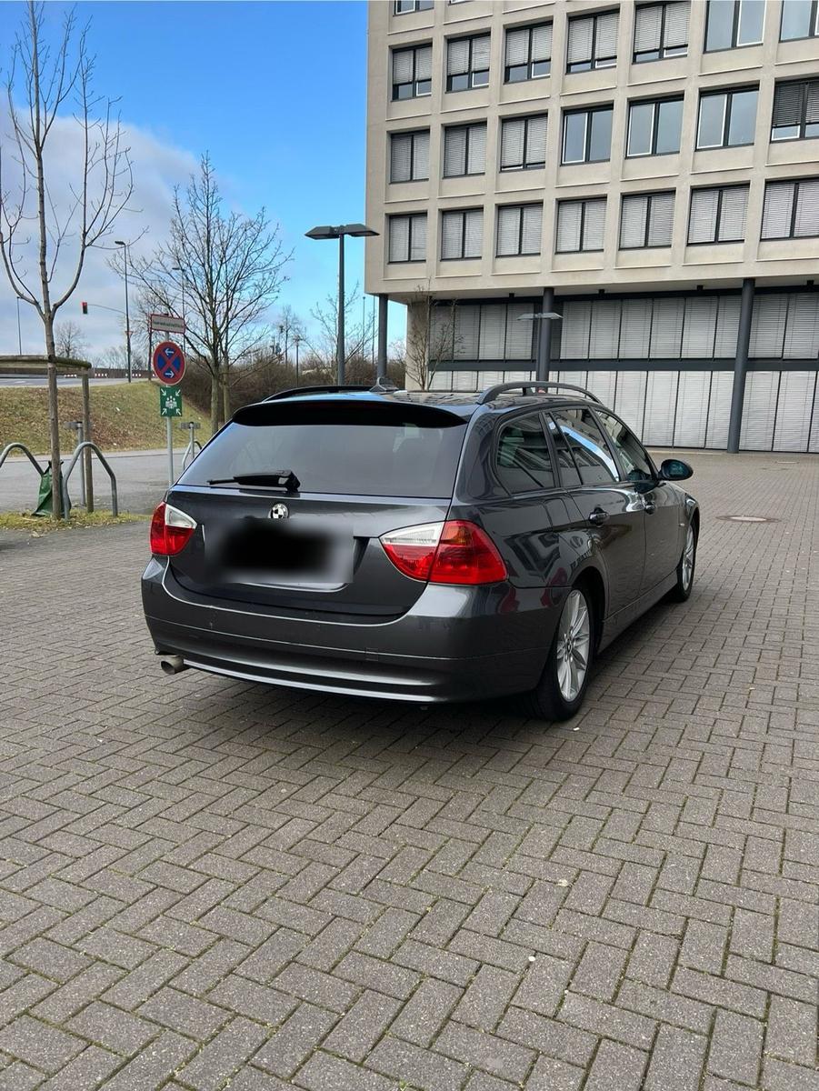 BMW 320 2006 — photo 5