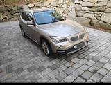 BMW X1 xDrive18d - 4x4 / Automatik / Vollleder - BMW X1: Beige