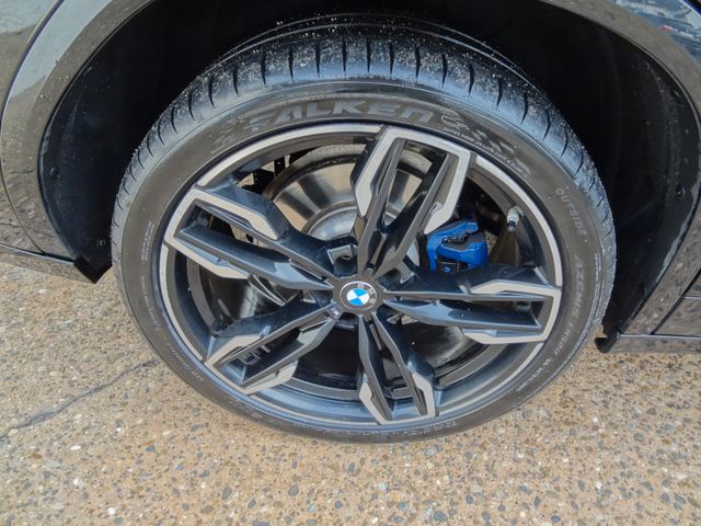 Fahrzeugabbildung BMW X4 M40/M-Paket/HUD/M-Sitze/1.Hd/Kam/Navi/Leder/