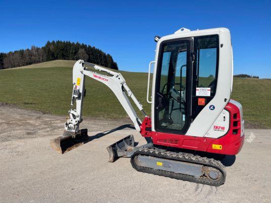 Takeuchi TB216 Powertilt HS01 Taklock
