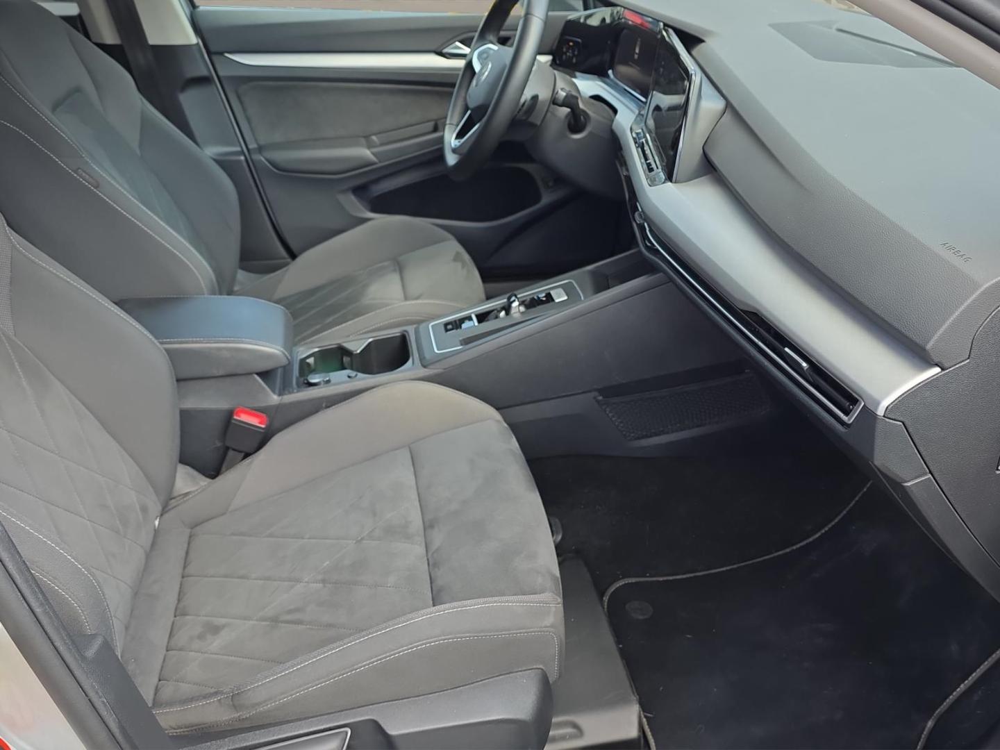 Volkswagen Golf VIII eTSI DSG, IQ-Light,LED,Navi,Rückfahrk., миниатюра 9