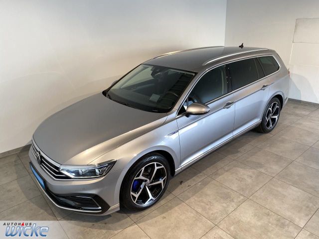 Passat Variant 1.4 TSI DSG GTE NAVI KLIMA KEYLES