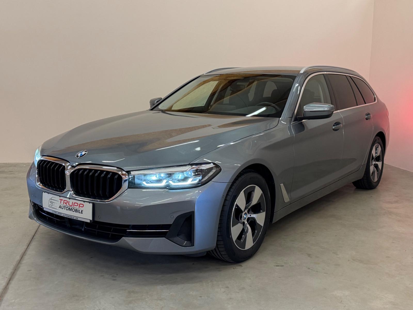 BMW 520d xDrive/LED/AHK/4xSHZ/NAVI/ACC/R-KAM/VIRTUAL