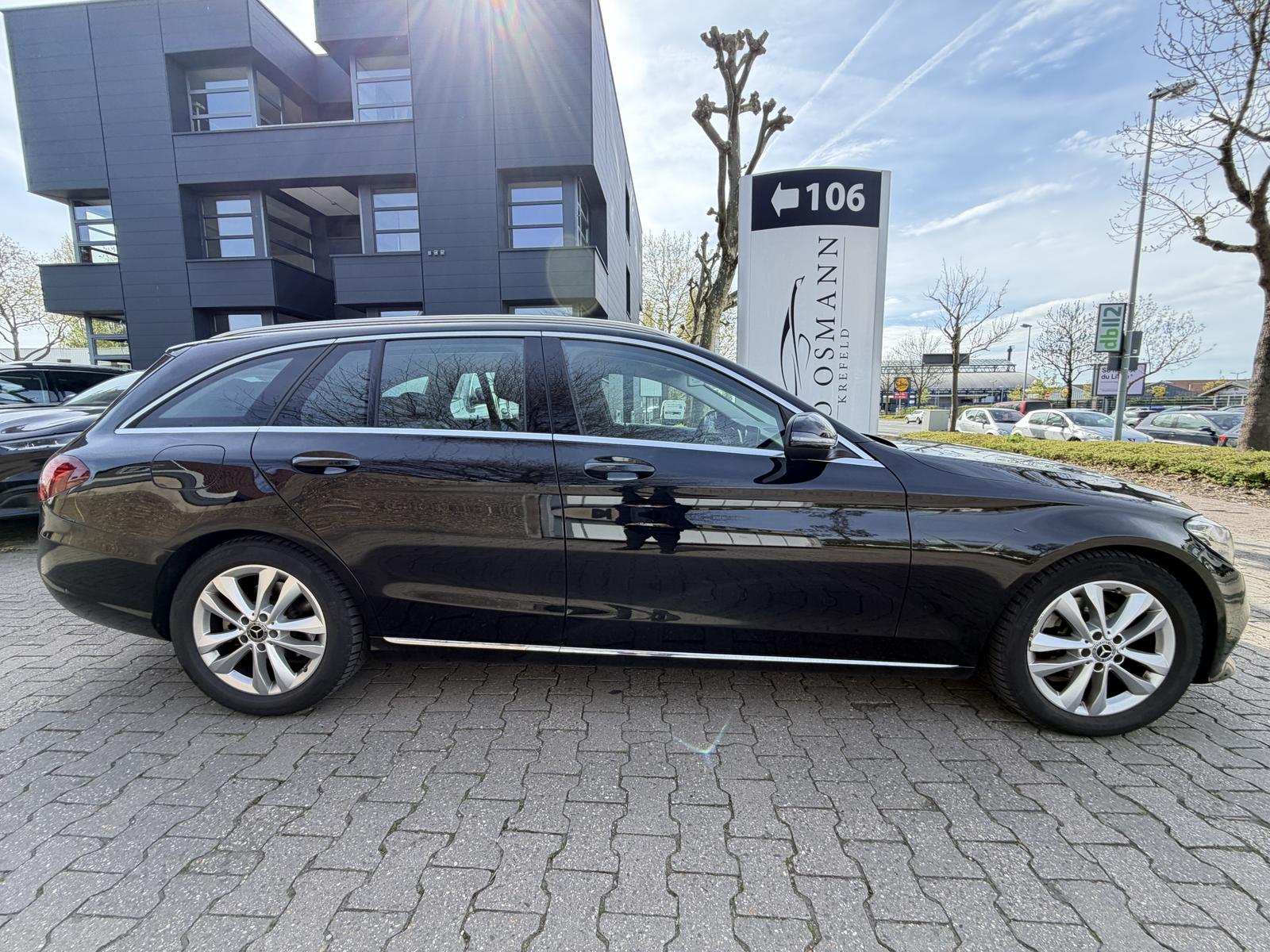 Mercedes-Benz C 200  T 9G-TRONIC Avantgarde | RFK | LED 