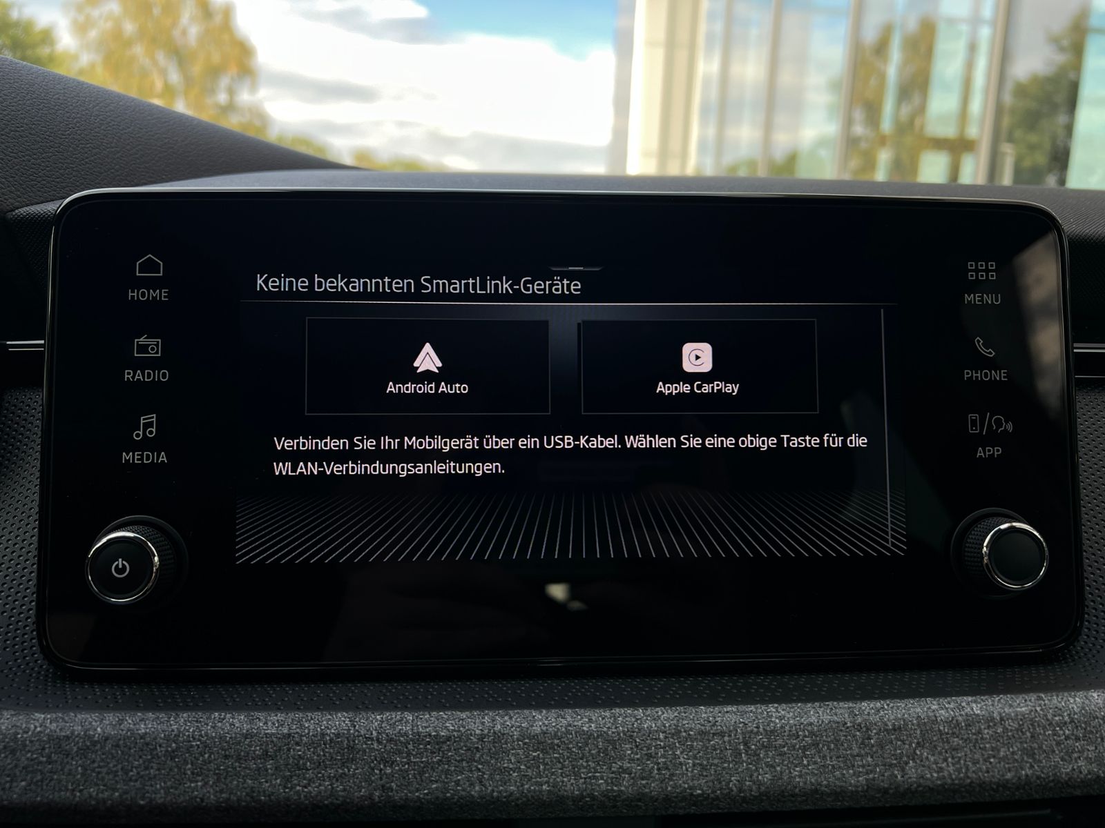 Fahrzeugabbildung SKODA Scala Selection 1.0 TSI DSG *AHK, LED, ACC, Kame