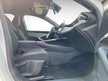 Peugeot 3008 1.2 145 A llure 360+Kam.+KeyLess+LED+Navi