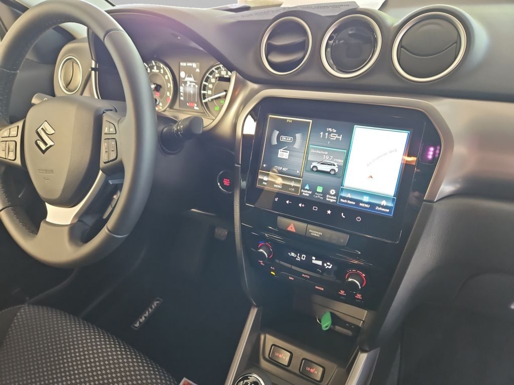 Fahrzeugabbildung Suzuki Vitara 1.4 Allrad Comfort, höher mit BFGoodrich