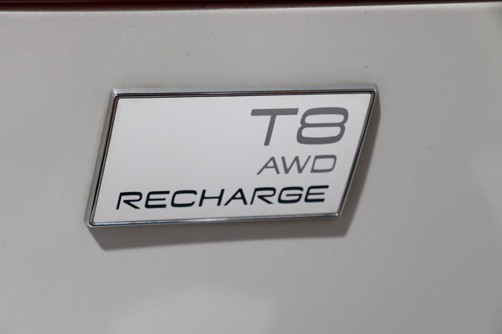 Fahrzeugabbildung Volvo V60 Kombi T8 R-Line AWD Recharge R Design Rechar