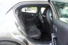 Fahrzeugabbildung Mercedes-Benz GLA 220 4Matic AMG Line 360 Kamera Navi Temp SHZ