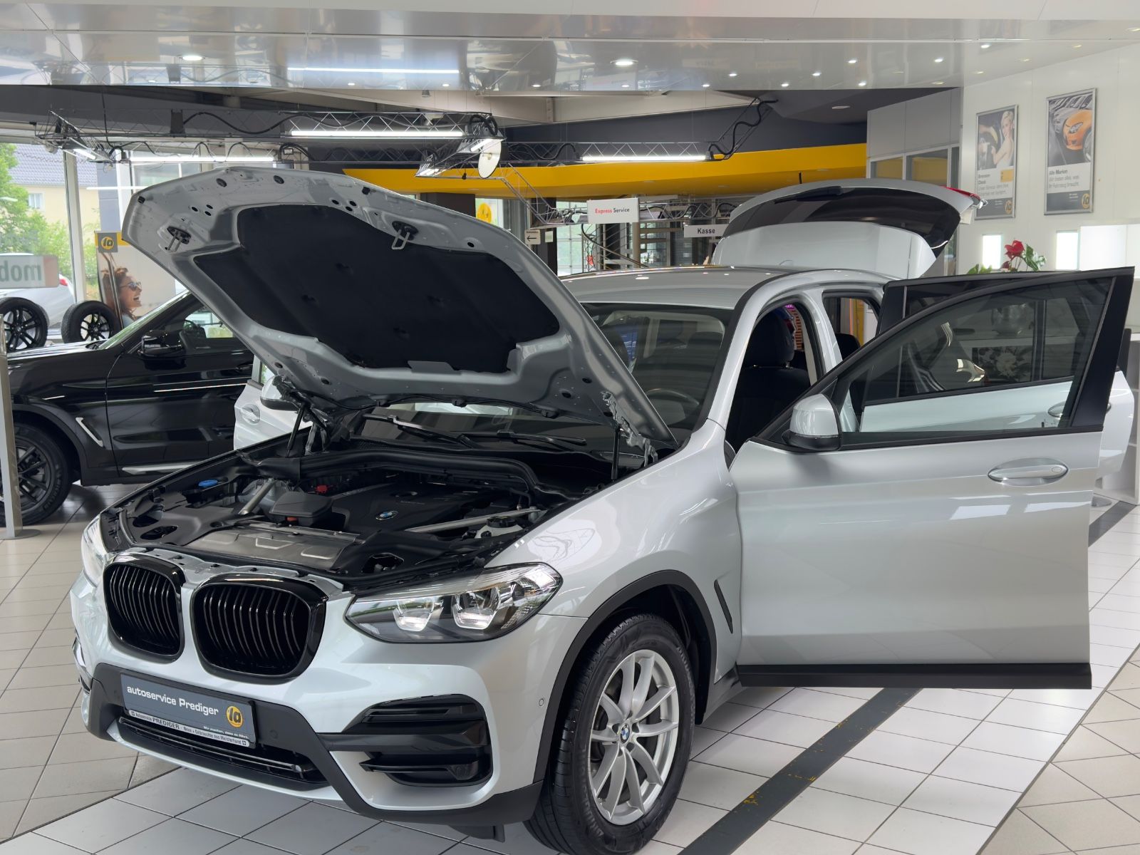BMW X3 xDrive 20 i Advantage Parkassistent LED foto 12