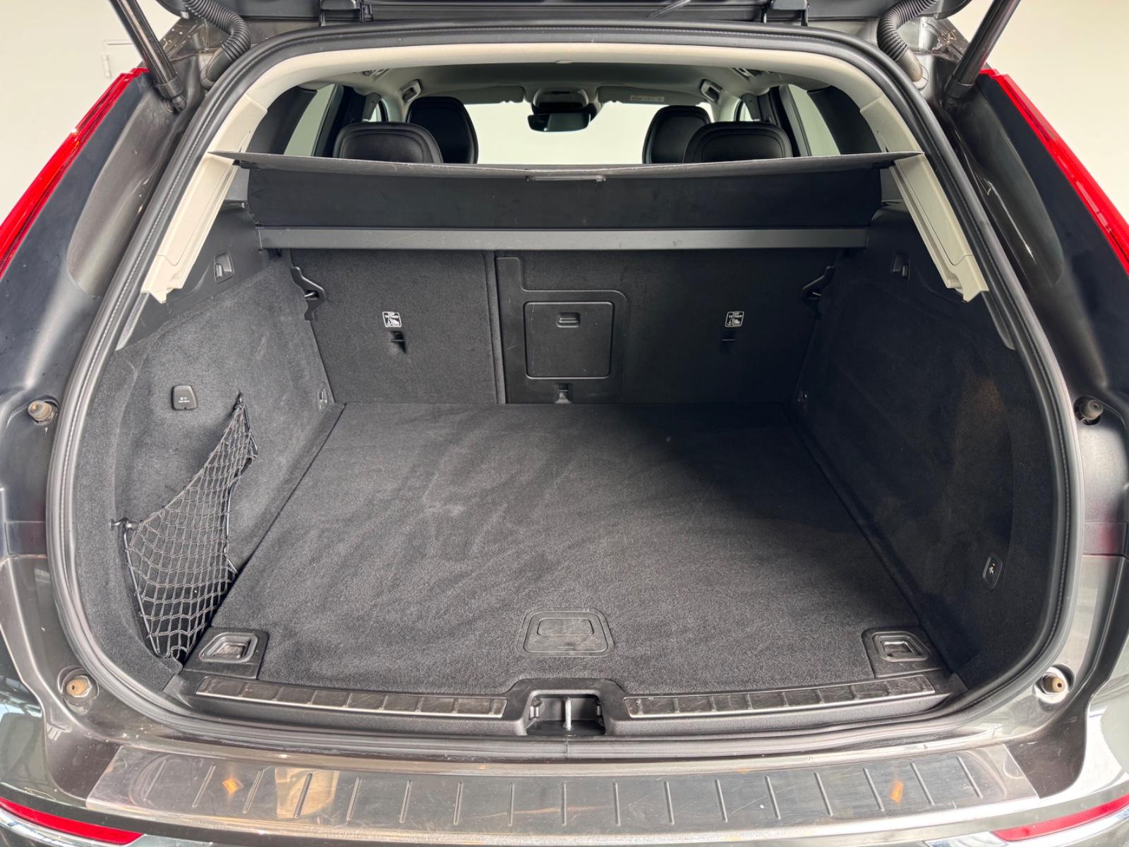 Volvo XC 60 Inscription 2WD*DIGITAL*LED*LEDER*MEMORY*
