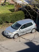 Volkswagen VW Golf 1.6 scheckheftgepflegt, Top Zustand  - Volkswagen Golf aus 2005: 1.6