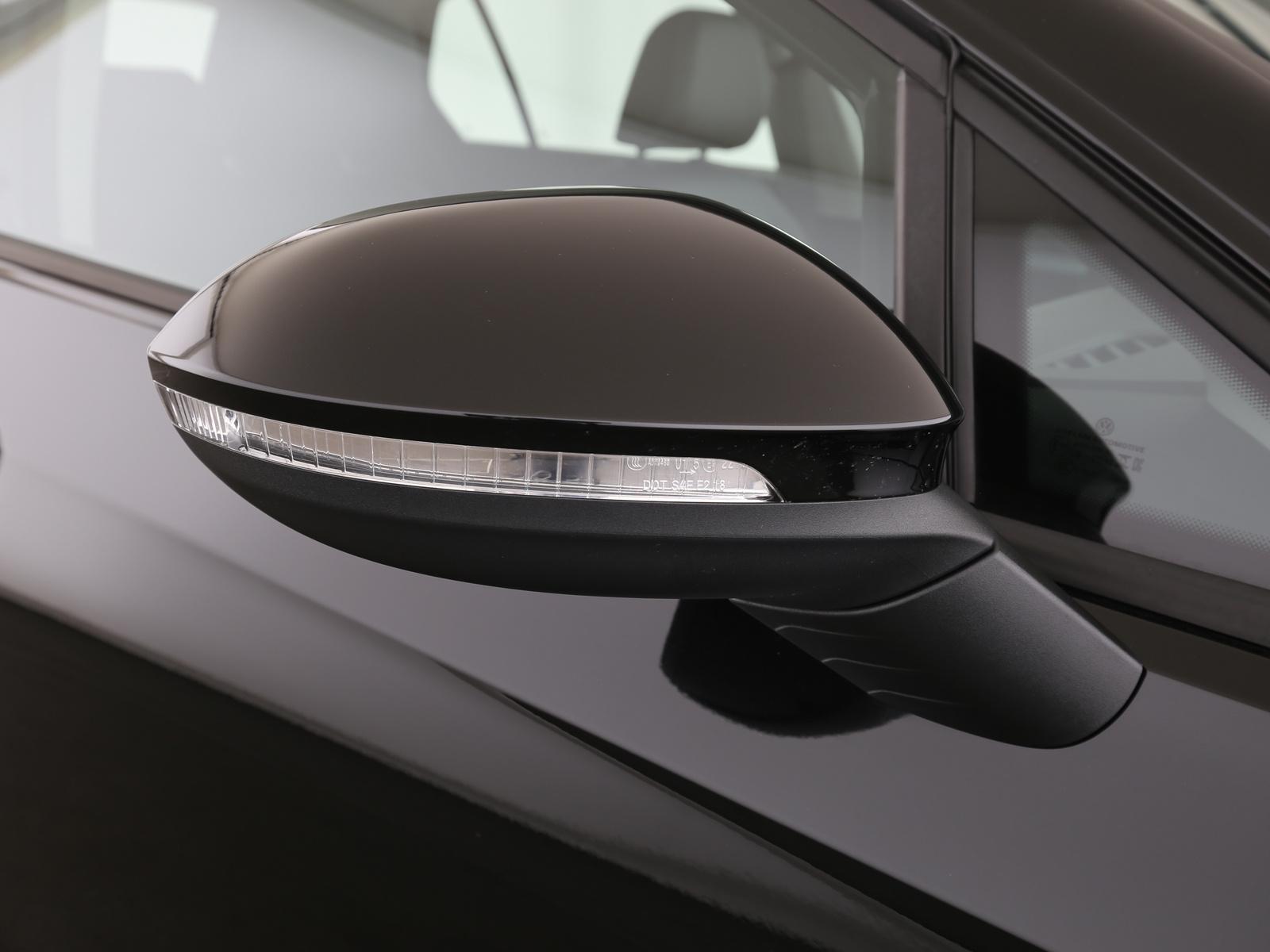 Volkswagen Golf VIII 1.5eTSI 150PS DSG Energy Navi SHZ Lenk, миниатюра 24