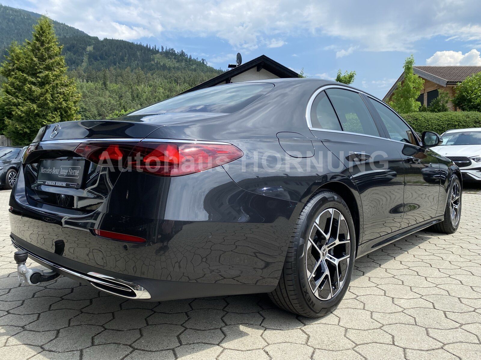 Mercedes-Benz E220d Limousine AVANDGARDE ADV DISTR AHK LED KGO foto 5