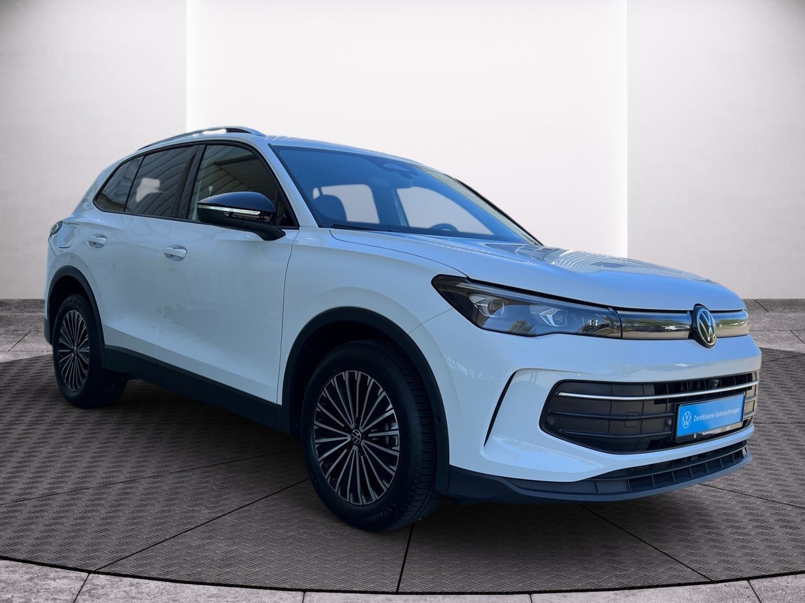 Volkswagen Tiguan 2,0 TDI DSG Goal Matrix AHK Kamera foto 3