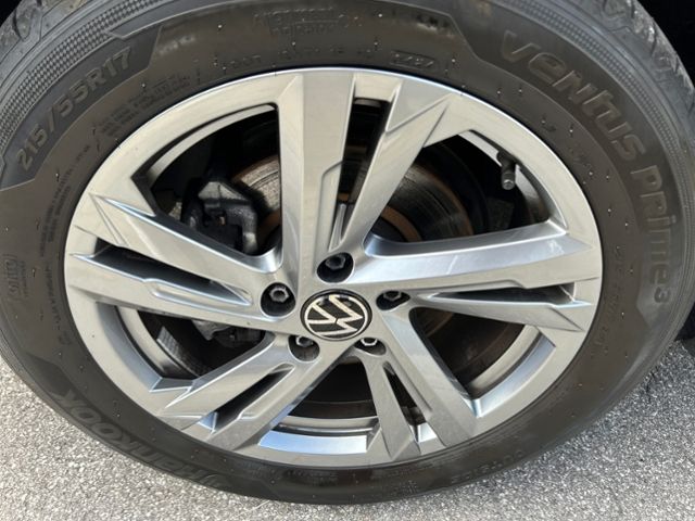 Fahrzeugabbildung Volkswagen T-Roc 1.0 TSI R-LINE LED-PLUS APP-CONNECT KLIMA