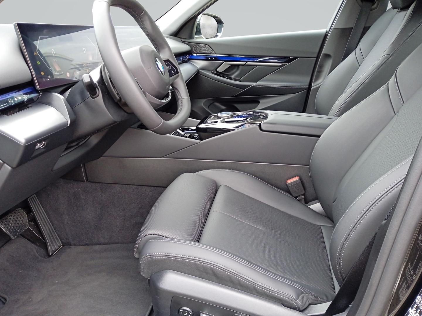 BMW 520 d Lim.+DAB+CARPLAY+HARMAN+LED+DRIVING ASS.