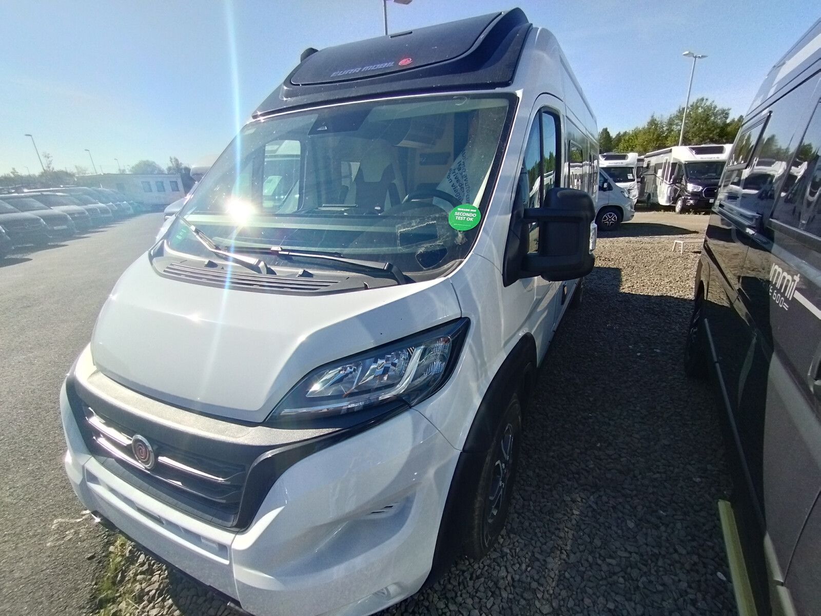 Fahrzeugabbildung Eura Mobil Van V 595 HB Fahrassistenz Plus, ACC,MondialPlus