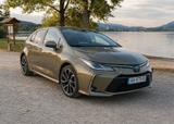 Toyota Corolla 1,8 Hybrid Executive VIP - Toyota Corolla: Executive