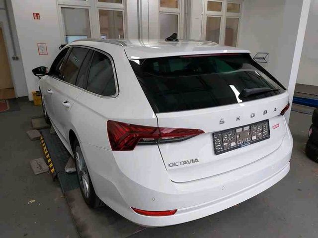 Octavia Combi 2.0 TDI Style AHK NAVI