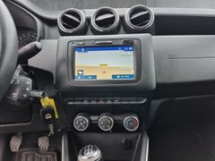 Fahrzeugabbildung Duster II Prestige Navi ACC DAB SHZ Rückfahrkam.