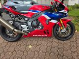 Honda CBR 1000 RR R SP