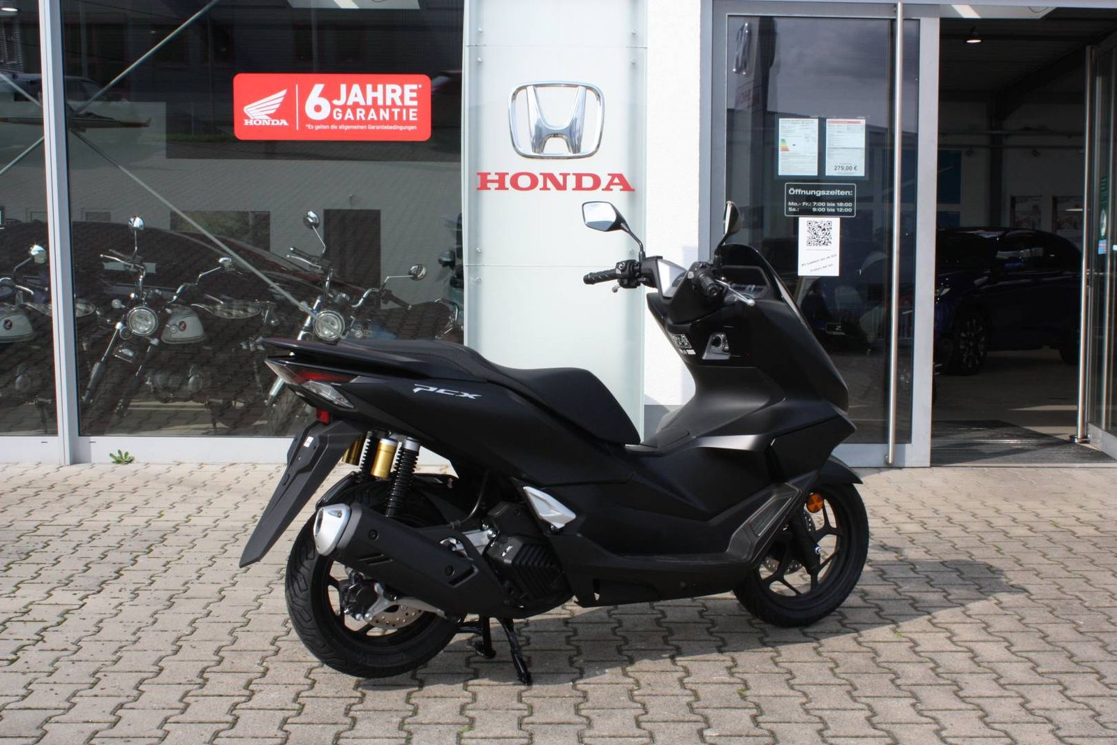 Fahrzeugabbildung Honda PCX 125  DX MY 2025 Deal Days