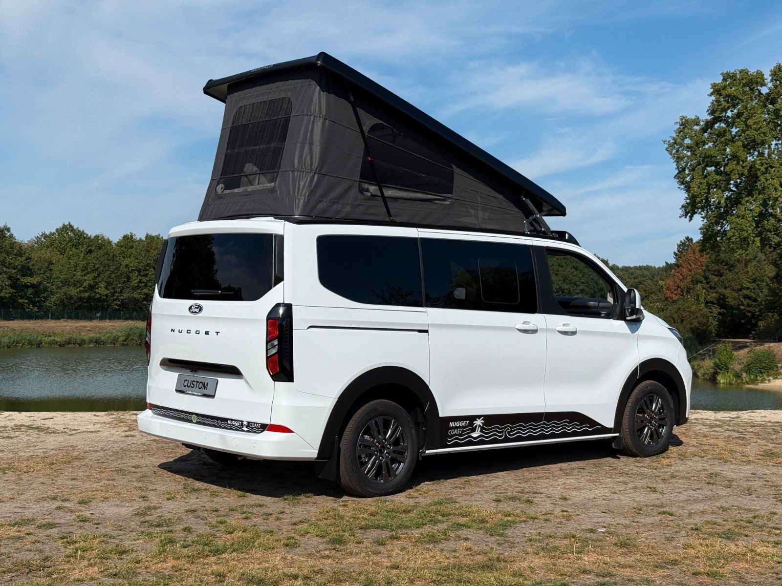 Vehicle image Ford Nugget L1 Coast | New model V710