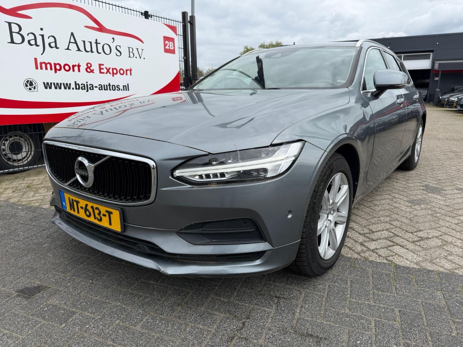 Volvo V90 2.0 D4 Momentum Pro**NT-613-T**