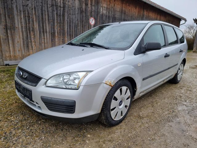 Ford Focus 1.8 NEUE WR AHK SHZ el.FH bhzb. Frnotsch.