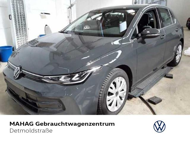 Volkswagen Golf VIII Life 1.5 eTSI LED Navi ParkPilot RearV