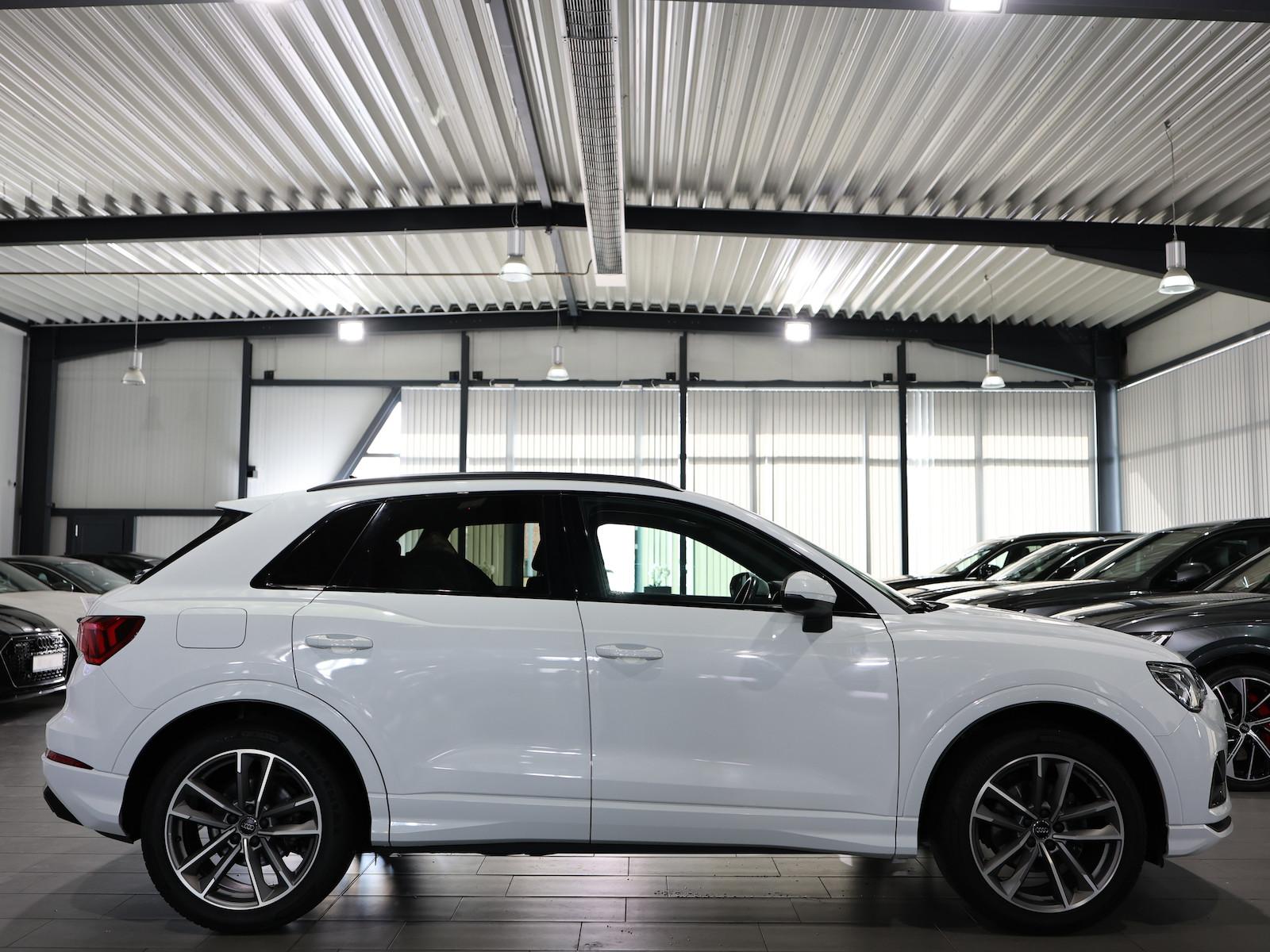 Audi Q3 35 TFSI ADVANCED WHITE & BLACK / LED /, миниатюра 8