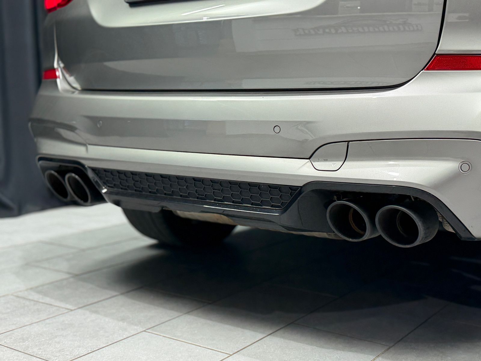Fahrzeugabbildung BMW X3 M |H/K|HuD|PANO|LASER|INDIVIDUAL