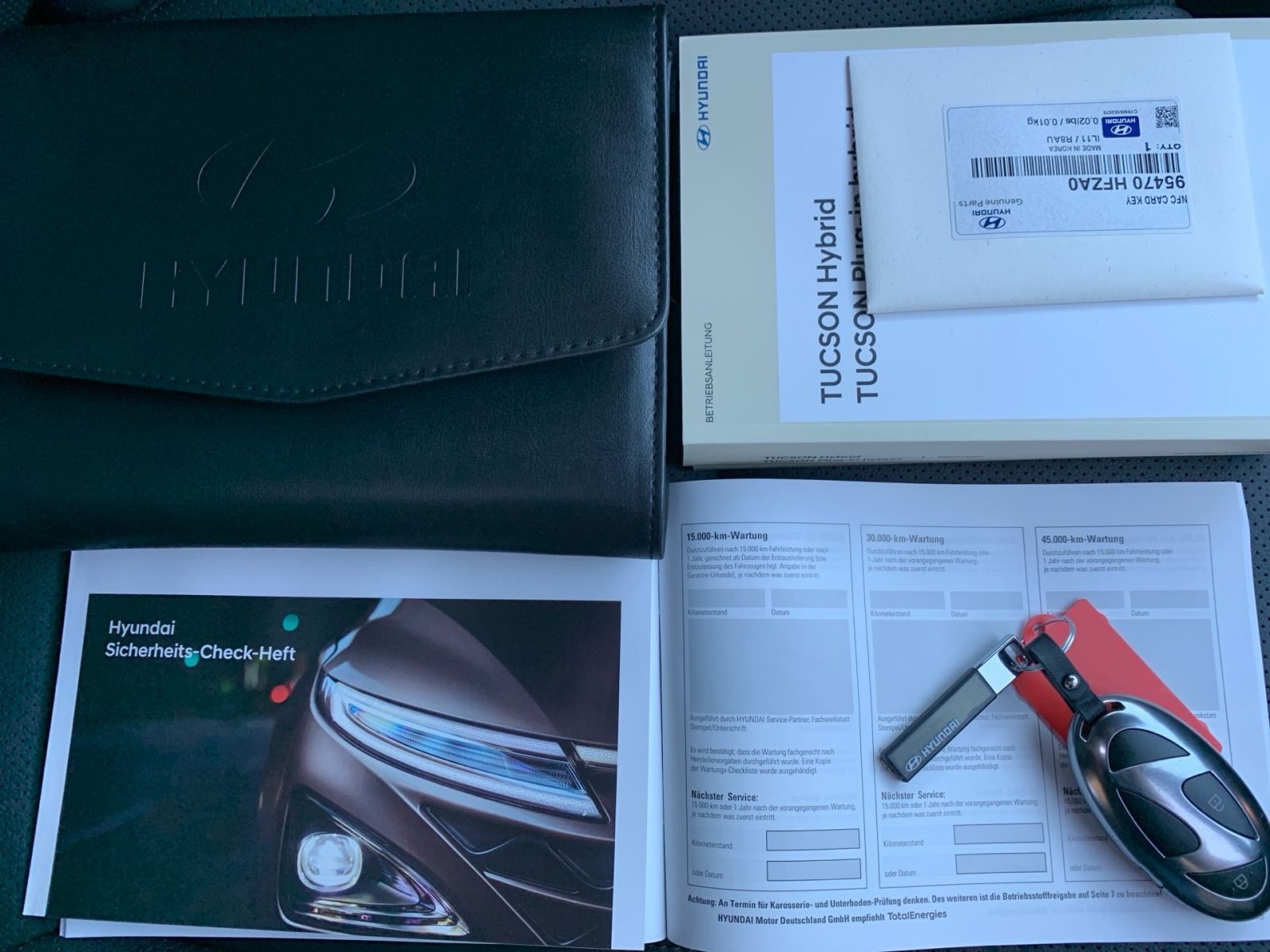 Fahrzeugabbildung Hyundai TUCSON 1.6 T-GDI Prime Hybrid Digital Key