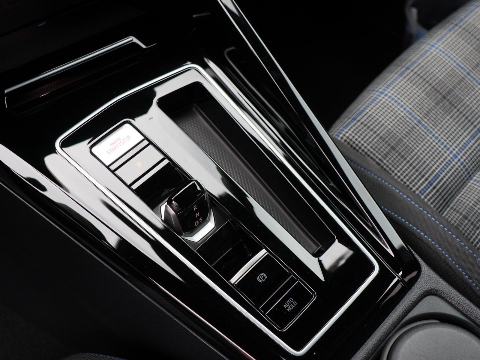 Volkswagen Golf - Bild 11