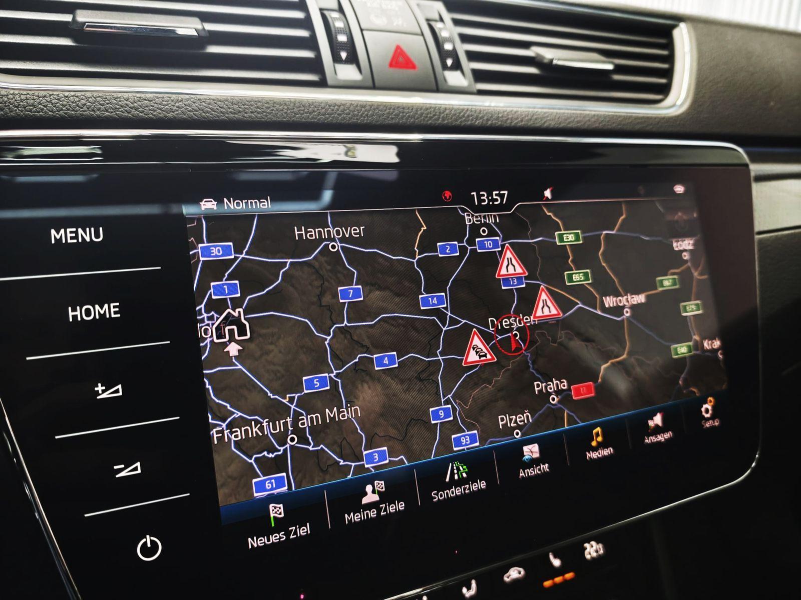 Skoda Superb Combi 2.0 TSI SportLine 4x4*Canton*Std...