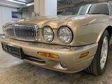 Jaguar XJ8  Executive 4.0 V8 - Jaguar XJ8 von privat