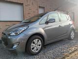 Hyundai Klima, Scheckheft, Tüv 12/2027,  Sitzheizung,AHK - Hyundai ix20 von privat